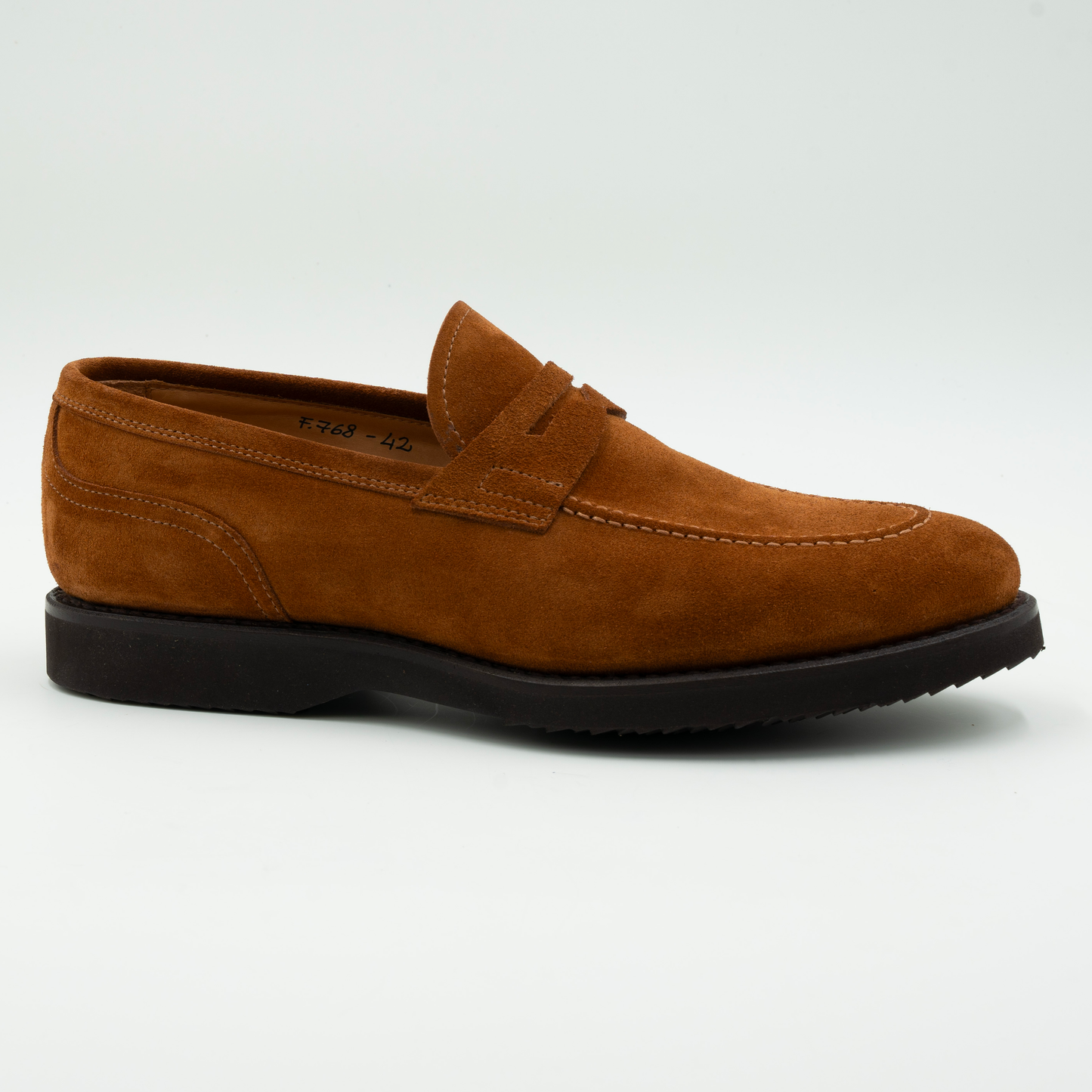 Ugo suede land - made to order -